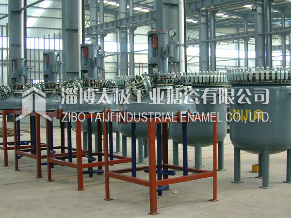 搪玻璃反應(yīng)釜不適合與哪些物料進(jìn)行反應(yīng)？