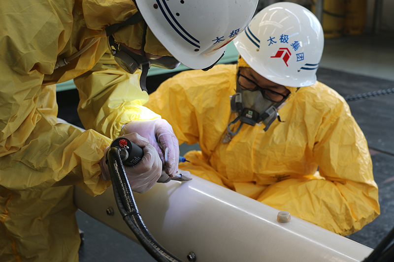 購買搪玻璃設(shè)備對(duì)生產(chǎn)廠家實(shí)地考察非常重要