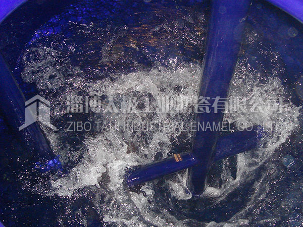 如何對搪瓷反應(yīng)釜物料進(jìn)行實(shí)時(shí)酸堿度檢測？