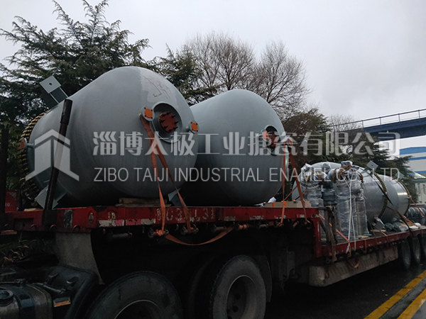 太極搪瓷反應釜發(fā)貨現(xiàn)場