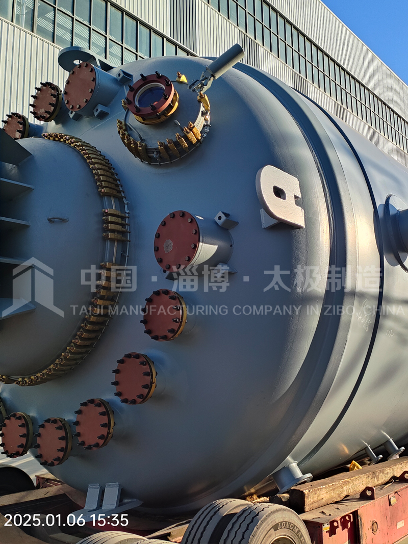 8 萬升閉式反應釜發(fā)車！太極制造刷新大型設備交付紀錄