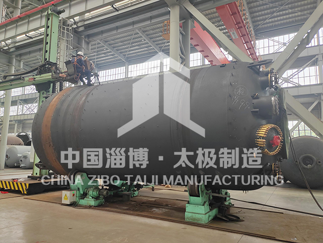 硬核過關(guān)！太極6萬升非標(biāo)搪玻璃反應(yīng)釜打壓測(cè)試圓滿達(dá)標(biāo)